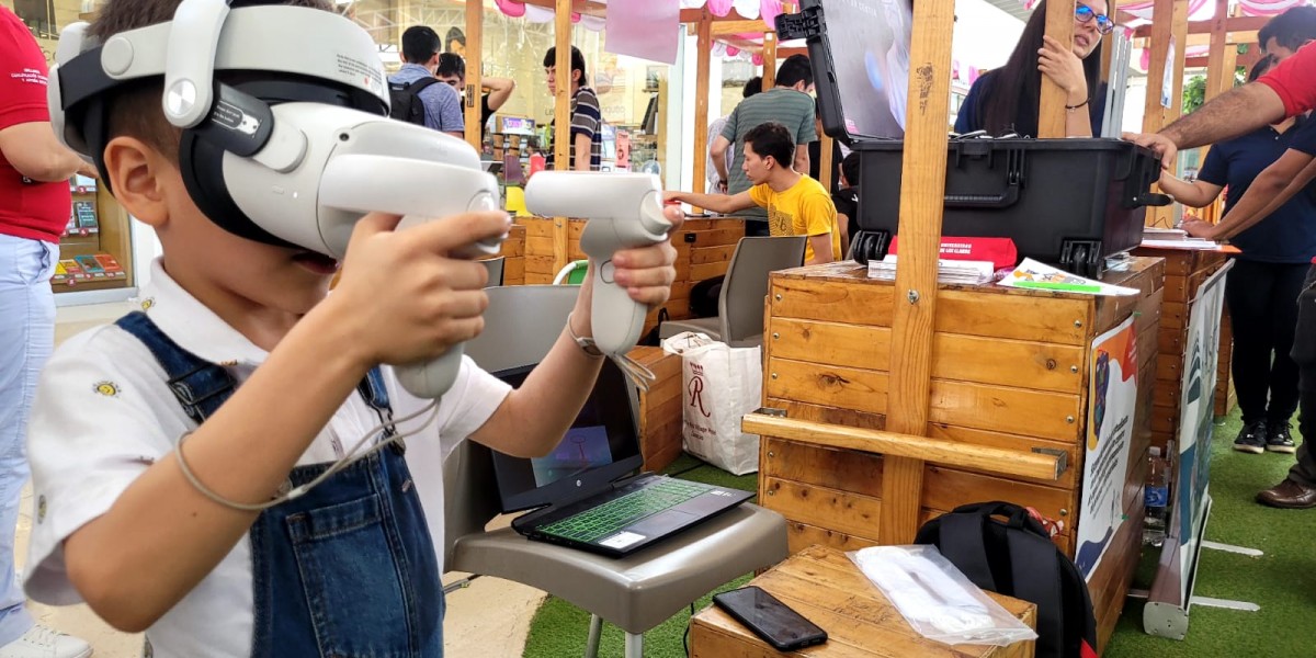 La tecnología y la innovación hicieron parte de la Feria Viva Unillanos